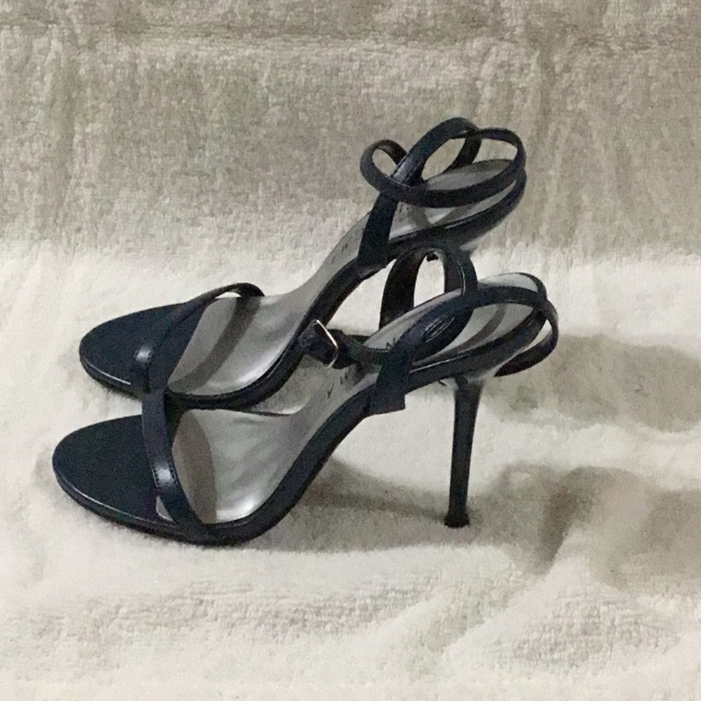 Shoes - Picture 2 of 3